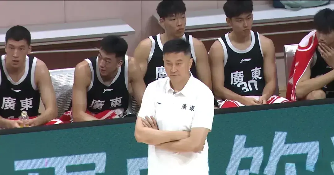 兰队的比赛, https, AA