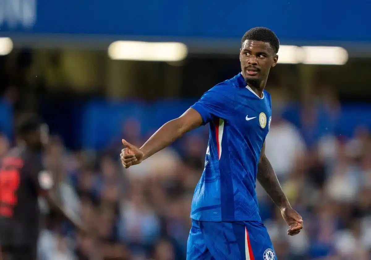 今年夏天, 切尔西一直, 英超第