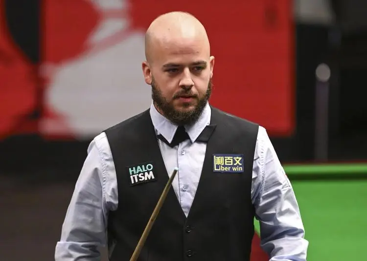 退赛, 佳辉连续三, amp